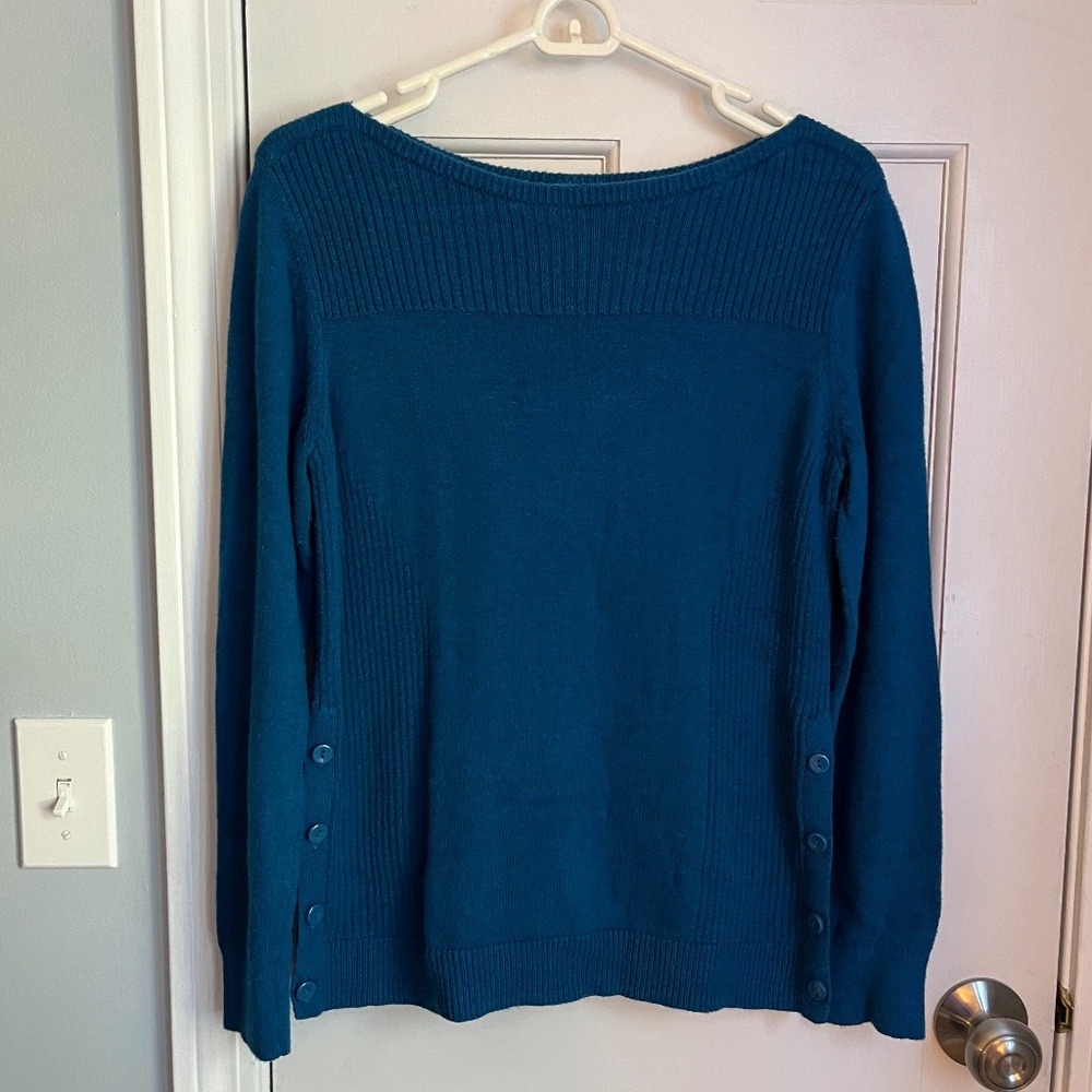 Ann Taylor Factory.  Gorgeous blue sweater,  Size L